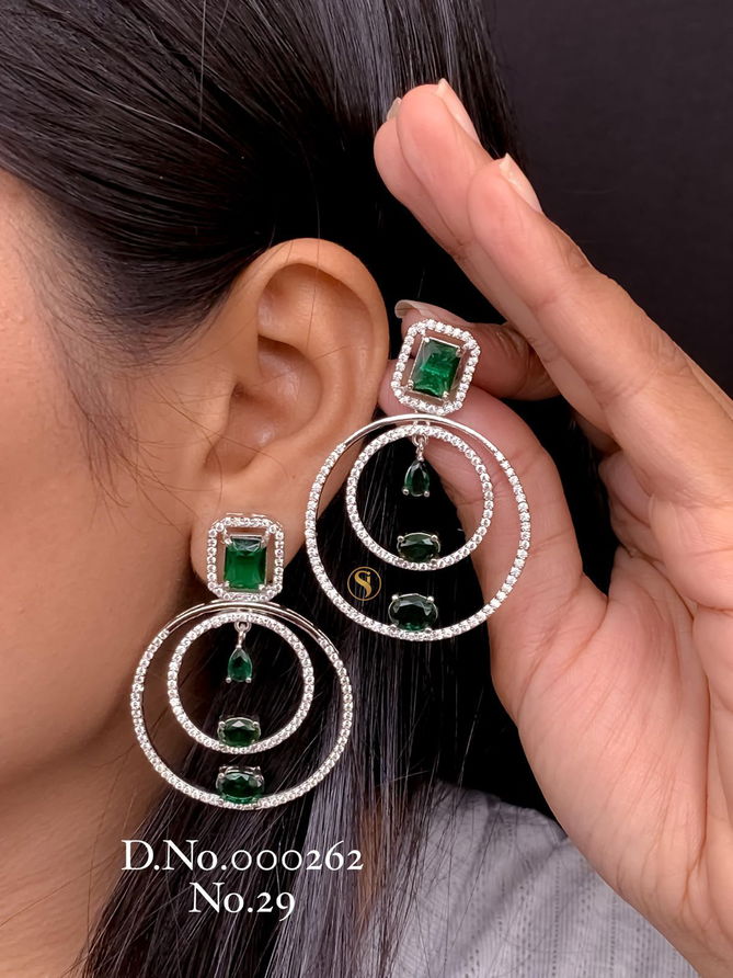 18 AD Diamond Fancy Earrings Wholesale Market In Surat
